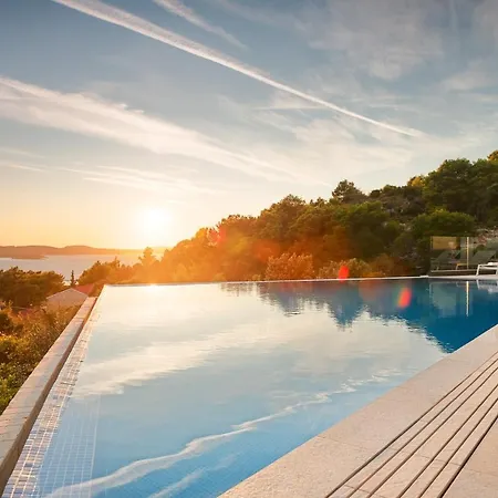 Anabel Villa Hvar Town